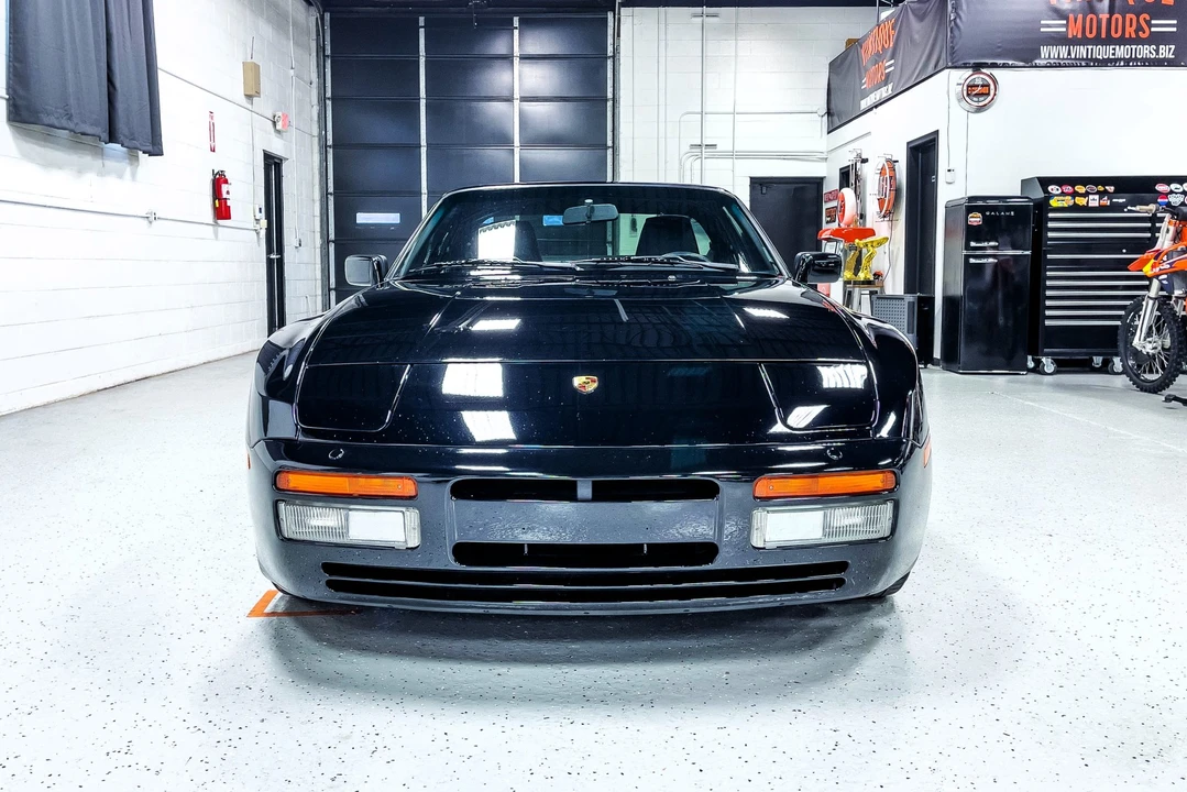 1989 Porsche 944 S2 - Image 4 of 31