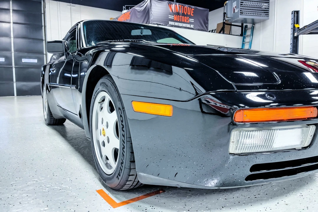 1989 Porsche 944 S2 - Image 27 of 31