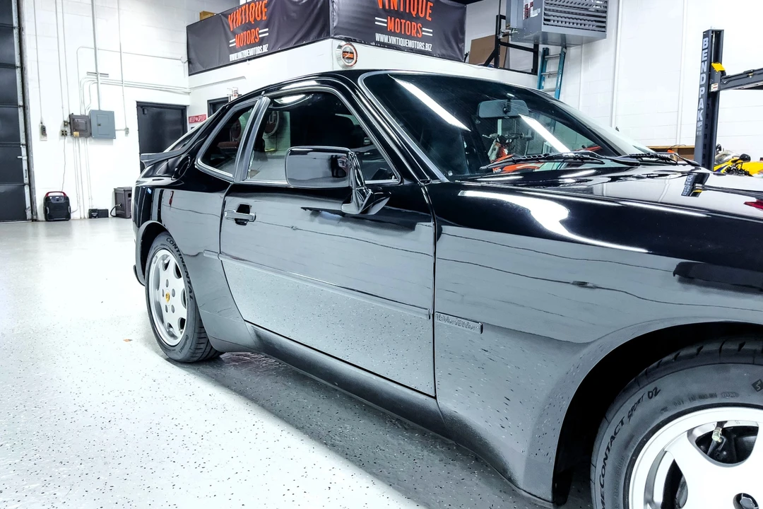 1989 Porsche 944 S2 - Image 16 of 31
