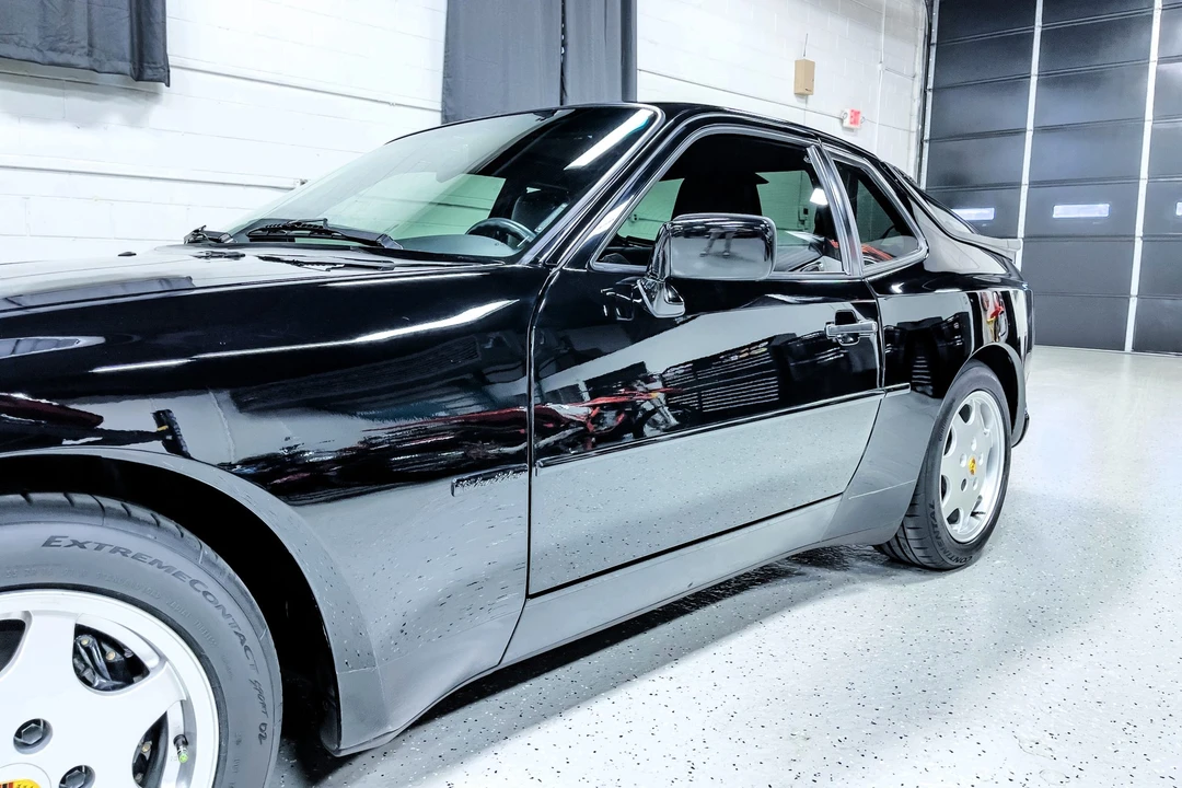 1989 Porsche 944 S2 - Image 17 of 31