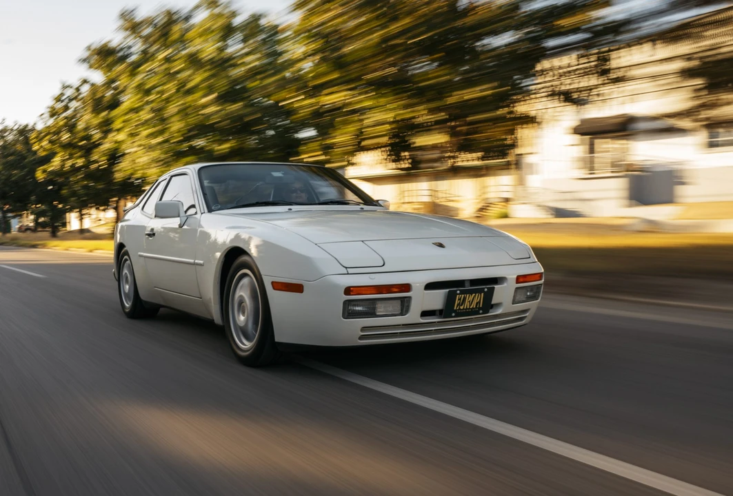 1989 Porsche 944 S2 - Image 26 of 31
