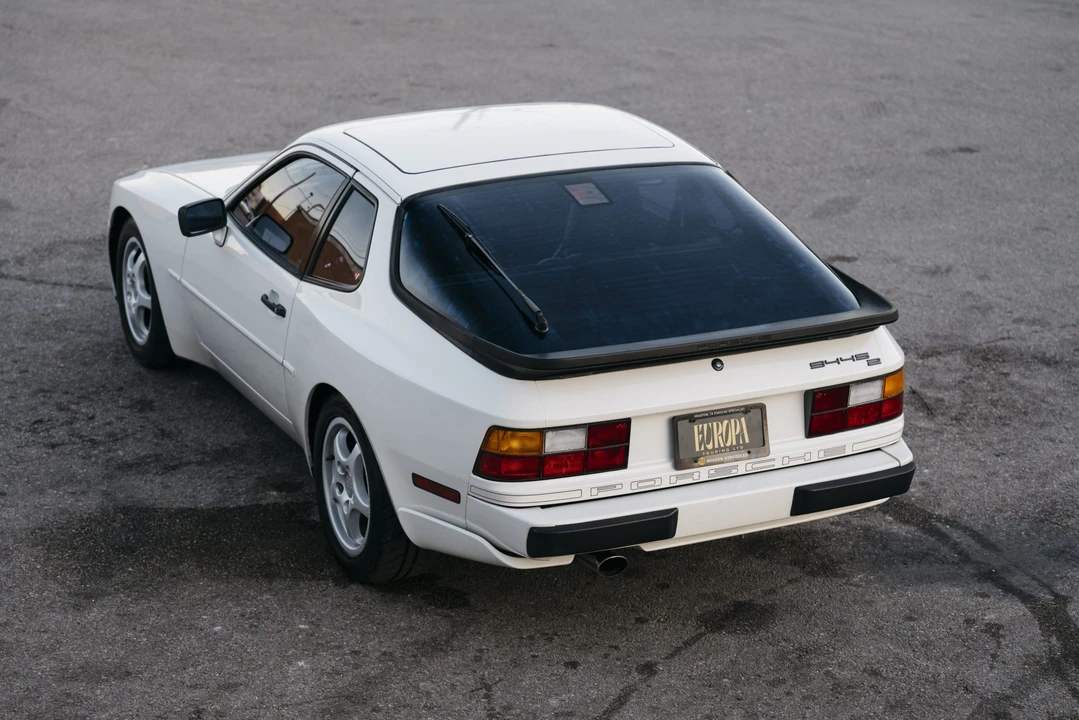 1989 Porsche 944 S2 - Image 5 of 31