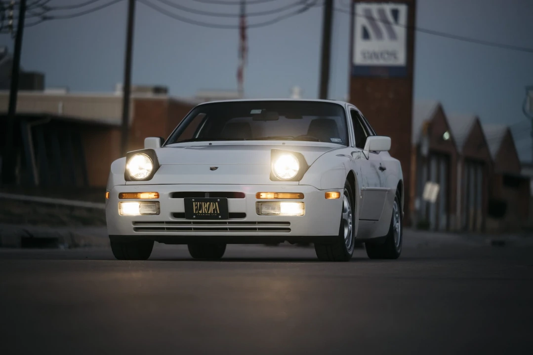 1989 Porsche 944 S2 - Image 31 of 31