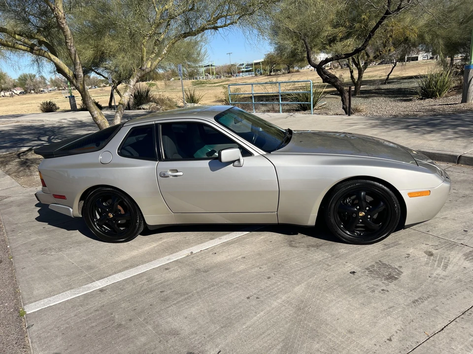 1989 Porsche 944 S2 - Image 15 of 31