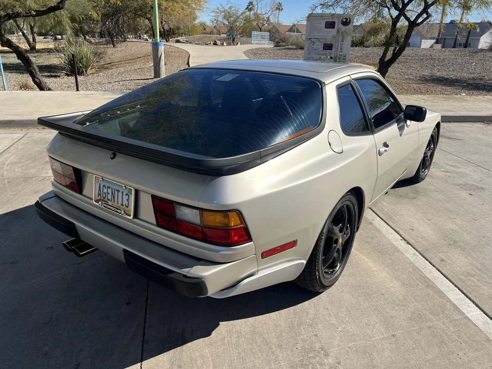 1989 Porsche 944 S2 - Image 11 of 31