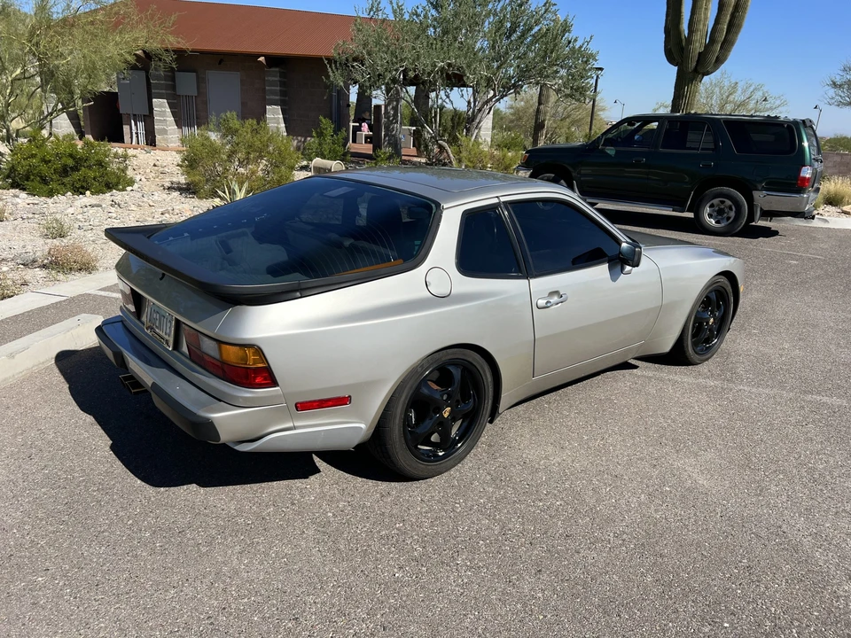 1989 Porsche 944 S2 - Image 13 of 31