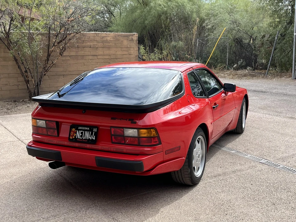 1989 Porsche 944 S2 - Image 8 of 31