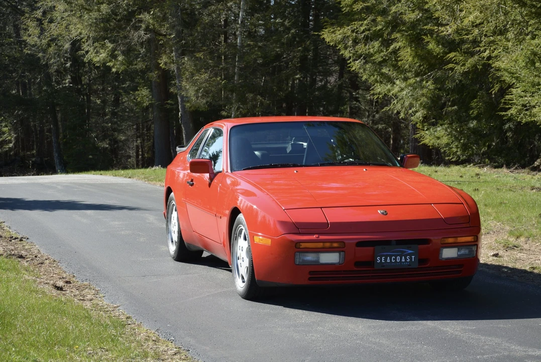 1989 Porsche 944 S2 - Image 13 of 31