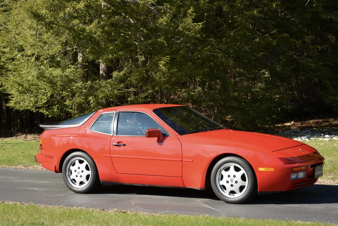 1989 Porsche 944 S2 - Image 18 of 31