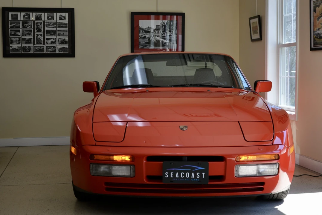 1989 Porsche 944 S2 - Image 11 of 31