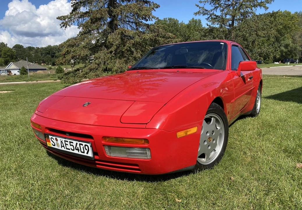 1989 Porsche 944 S2 - Image 2 of 31