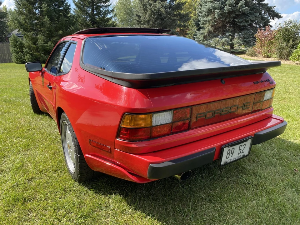 1989 Porsche 944 S2 - Image 9 of 31
