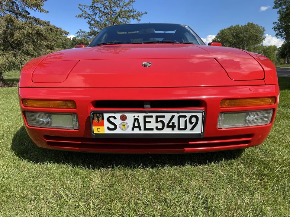 1989 Porsche 944 S2 - Image 4 of 31