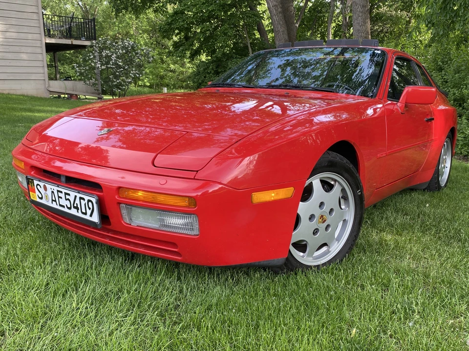 1989 Porsche 944 S2 - Image 12 of 31