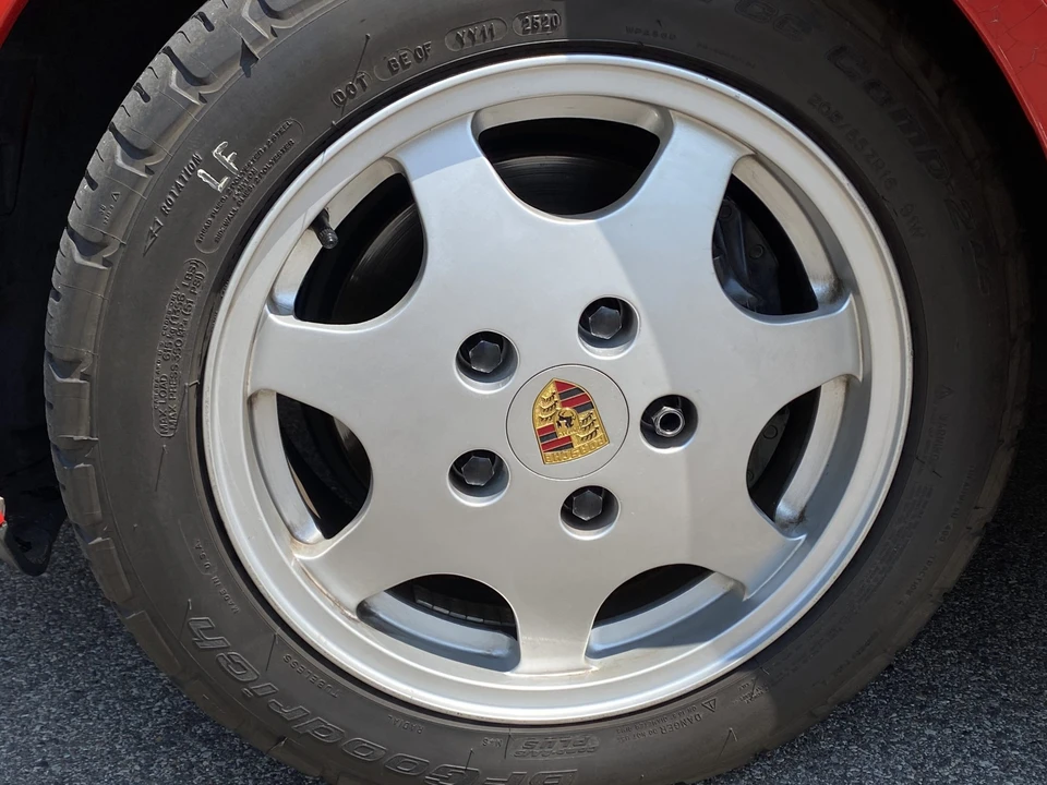1989 Porsche 944 S2 - Image 27 of 31