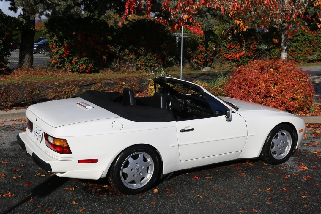 1989 Porsche 944 S2 - Image 1 of 31