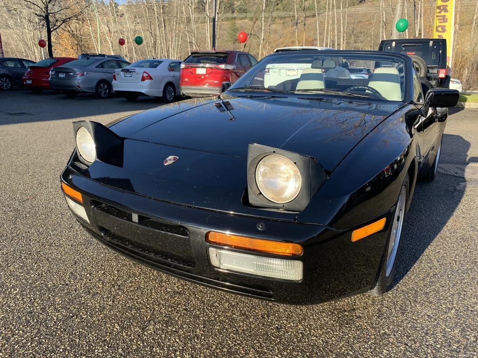 1989 Porsche 944 S2 - Image 3 of 31