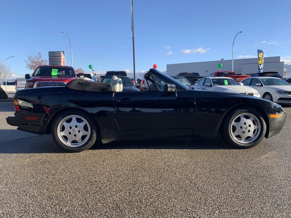 1989 Porsche 944 S2 - Image 14 of 31