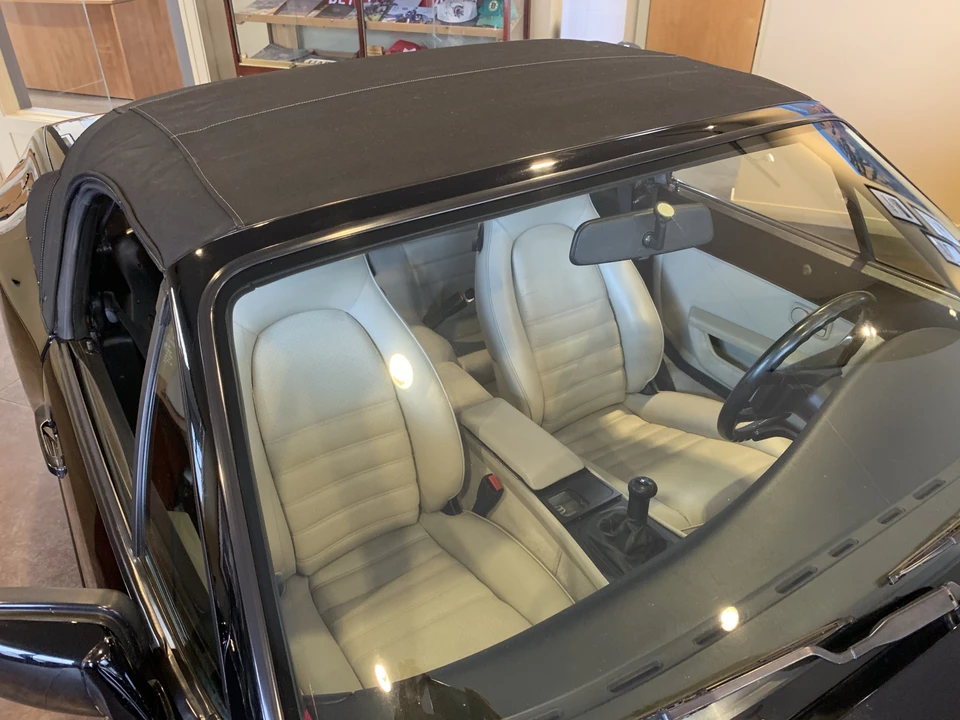 1989 Porsche 944 S2 - Image 20 of 31