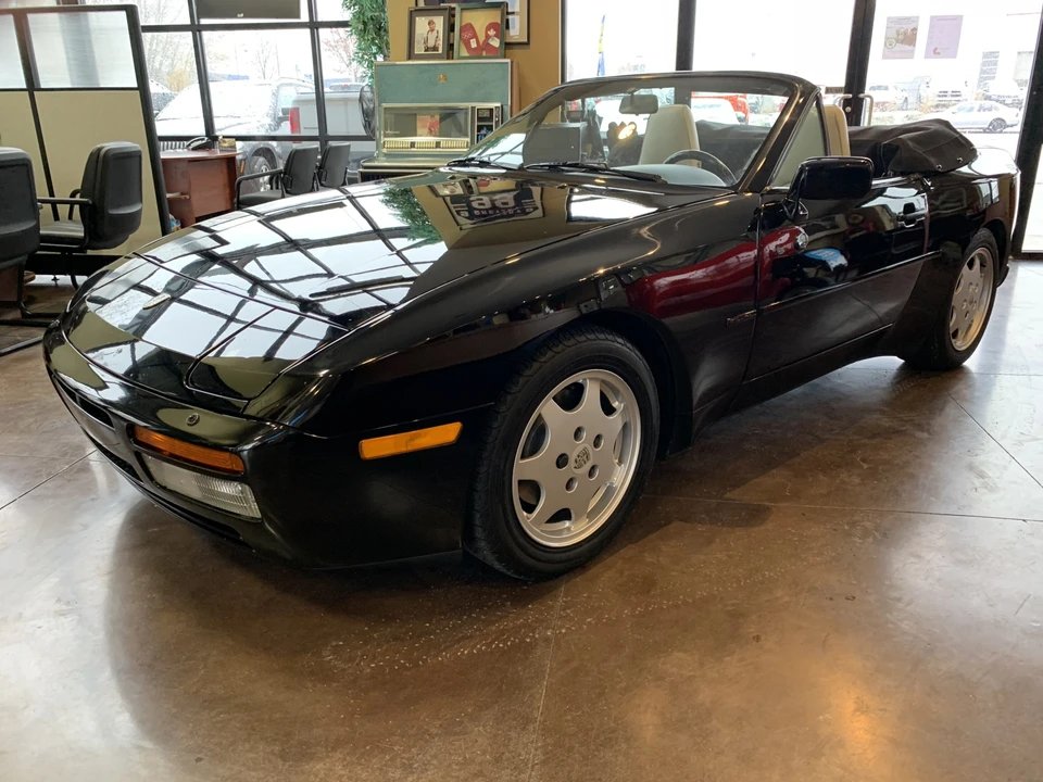1989 Porsche 944 S2 - Image 4 of 31