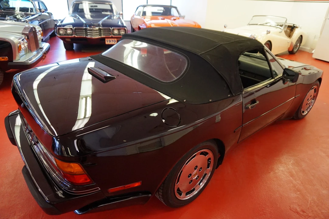 1989 Porsche 944 S2 - Image 22 of 31