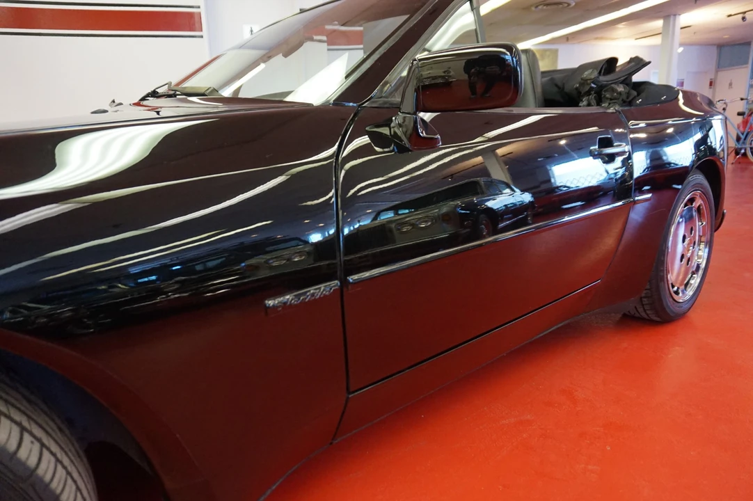 1989 Porsche 944 S2 - Image 28 of 31
