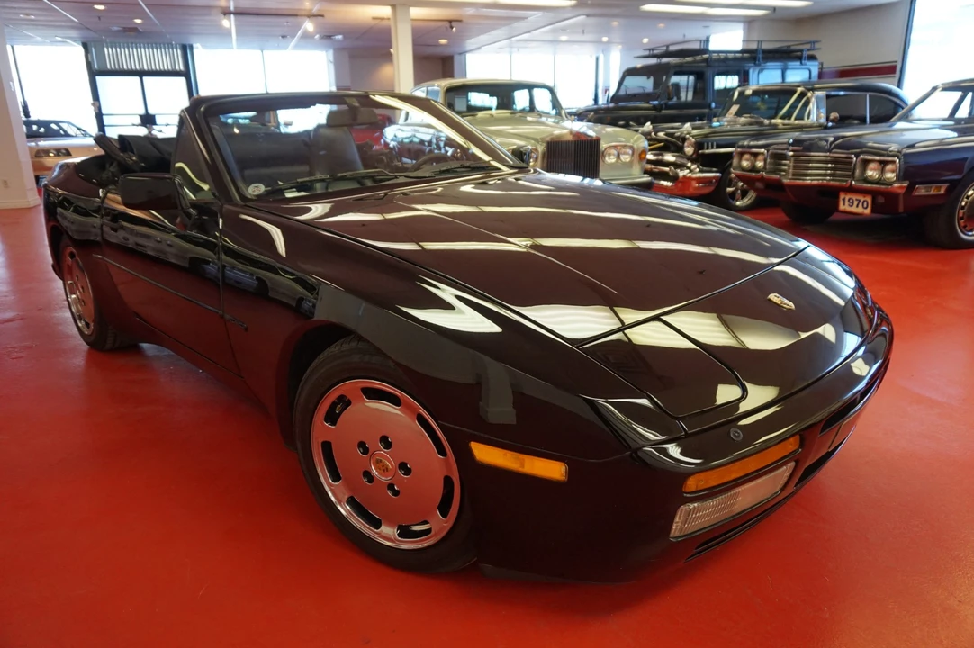 1989 Porsche 944 S2 - Image 15 of 31