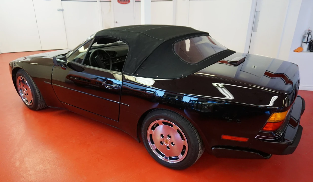 1989 Porsche 944 S2 - Image 20 of 31