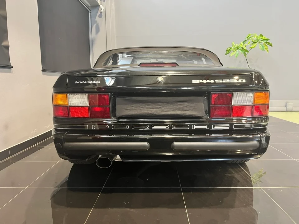 1989 Porsche 944 S2 - Image 3 of 31