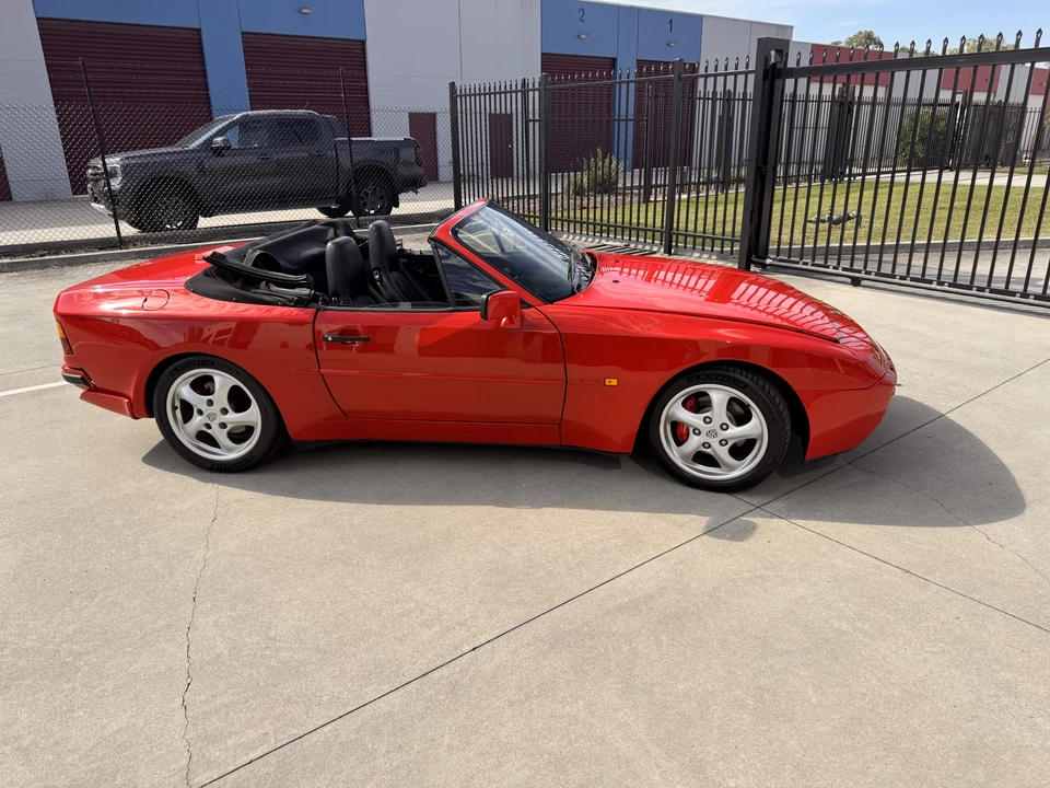 1989 Porsche 944 S2 - Image 13 of 31