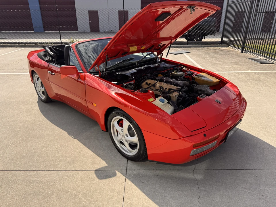 1989 Porsche 944 S2 - Image 15 of 31