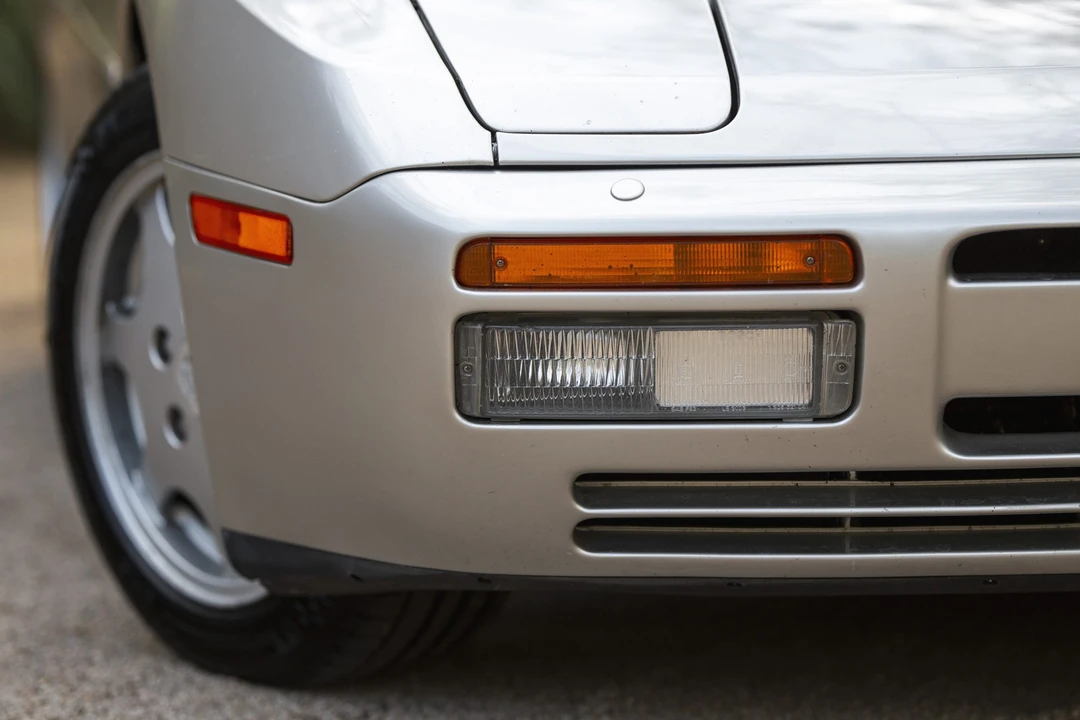 1989 Porsche 944 S2 - Image 26 of 31