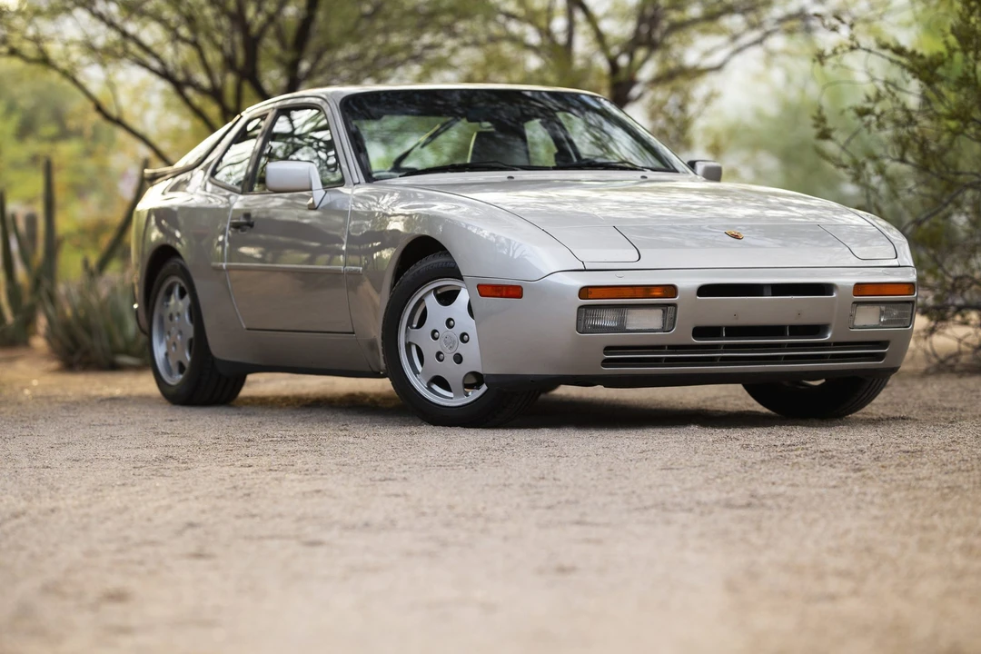 1989 Porsche 944 S2 - Image 3 of 31