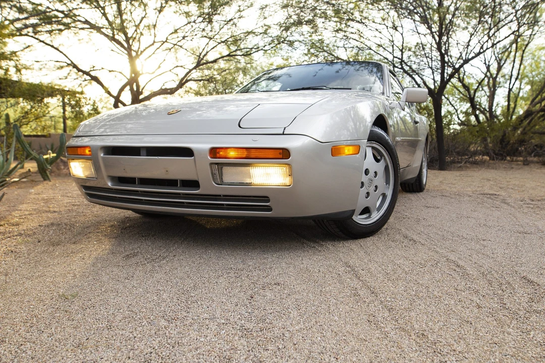 1989 Porsche 944 S2 - Image 10 of 31