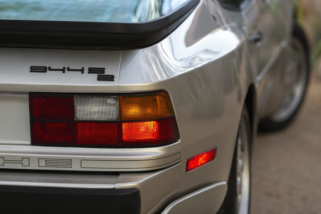 1989 Porsche 944 S2 - Image 31 of 31