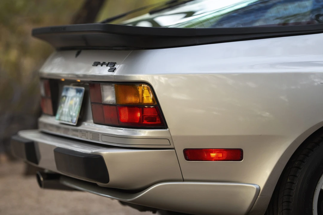 1989 Porsche 944 S2 - Image 28 of 31