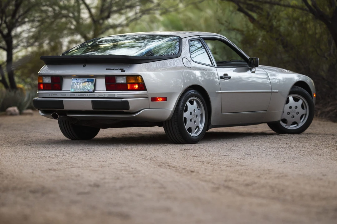 1989 Porsche 944 S2 - Image 20 of 31