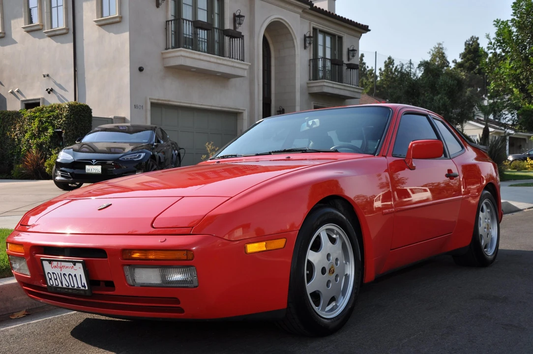 1989 Porsche 944 S2 - Image 3 of 31