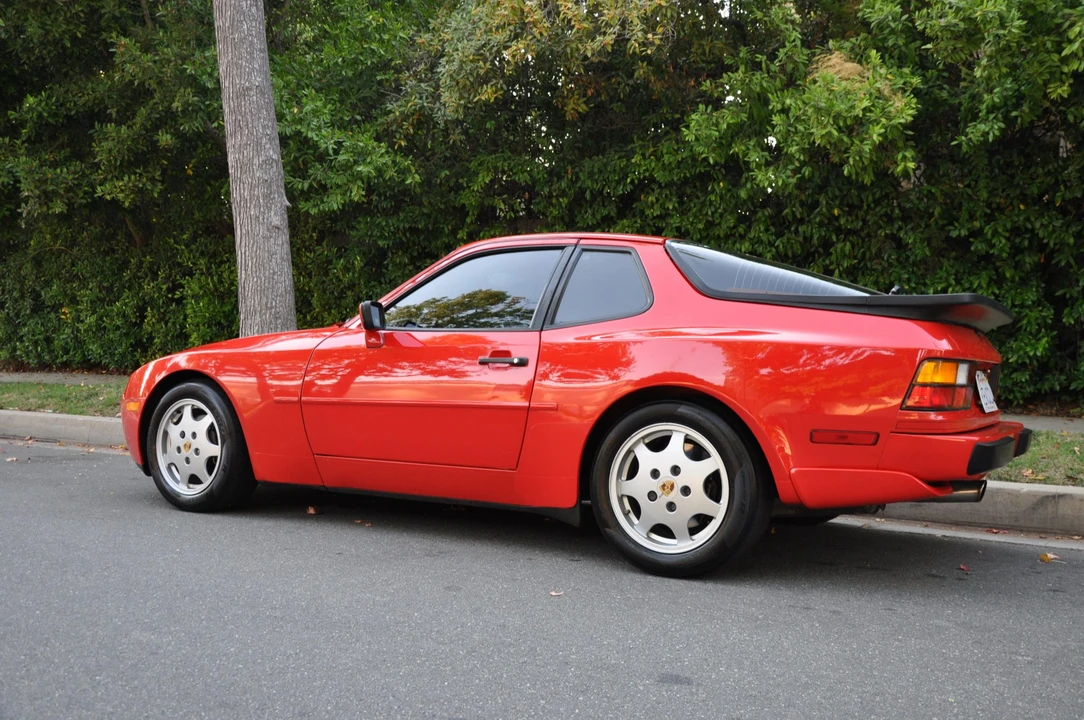 1989 Porsche 944 S2 - Image 30 of 31
