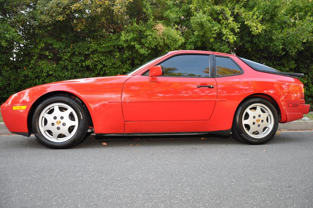 1989 Porsche 944 S2 - Image 15 of 31