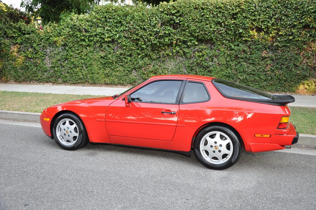 1989 Porsche 944 S2 - Image 28 of 31