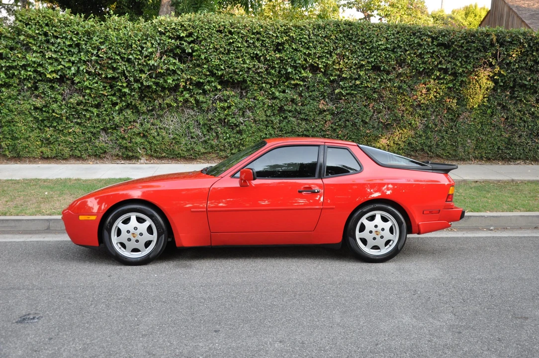 1989 Porsche 944 S2 - Image 20 of 31