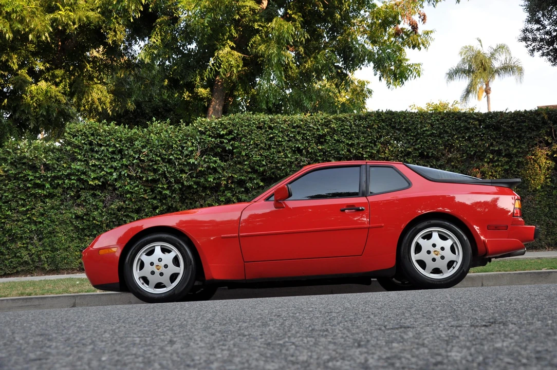 1989 Porsche 944 S2 - Image 22 of 31