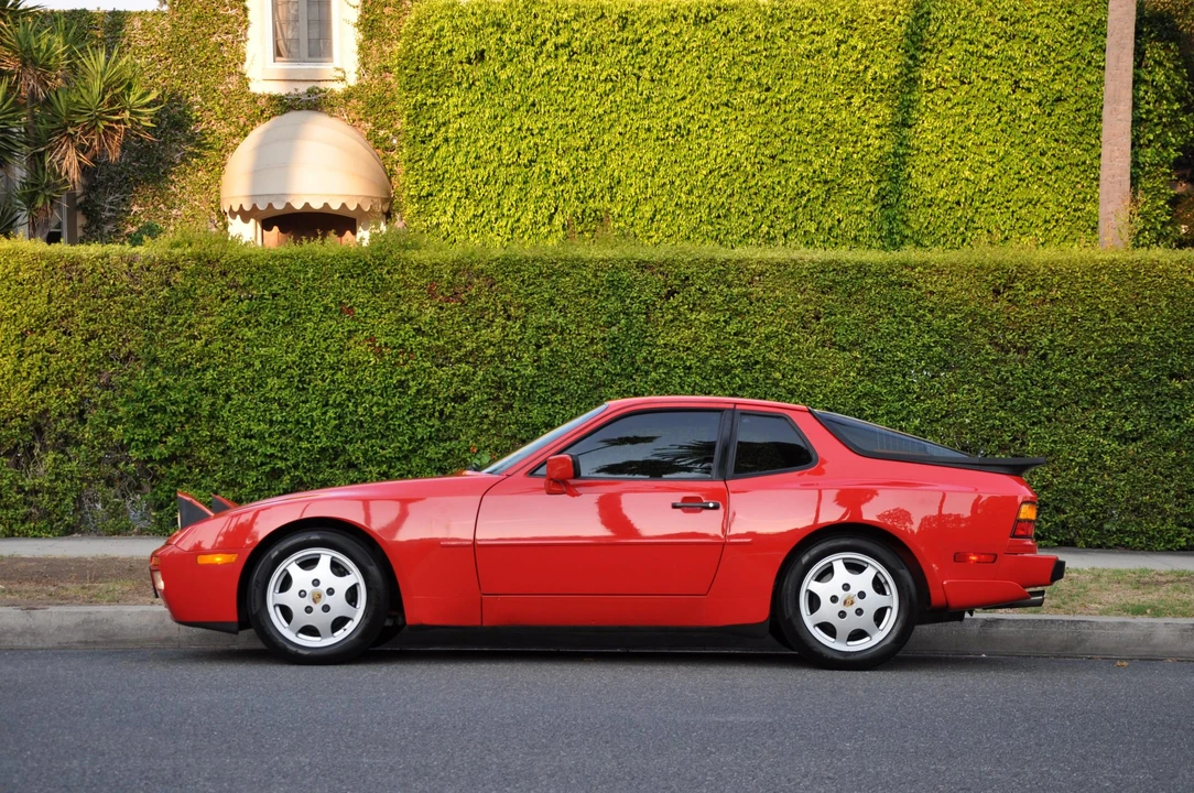 1989 Porsche 944 S2 - Image 24 of 31