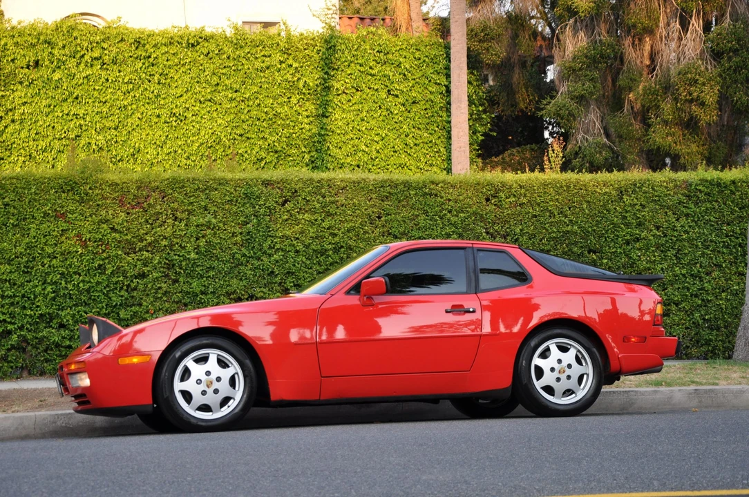 1989 Porsche 944 S2 - Image 25 of 31
