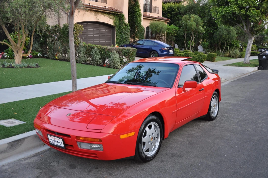 1989 Porsche 944 S2 - Image 8 of 31