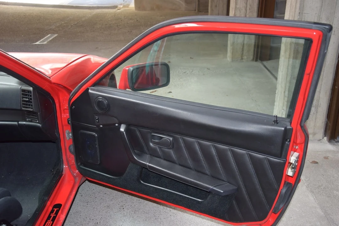 1989 Porsche 944 S2 - Image 27 of 30