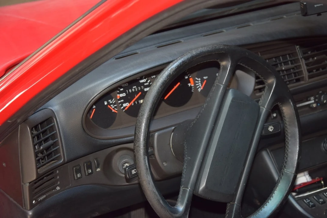 1989 Porsche 944 S2 - Image 29 of 30