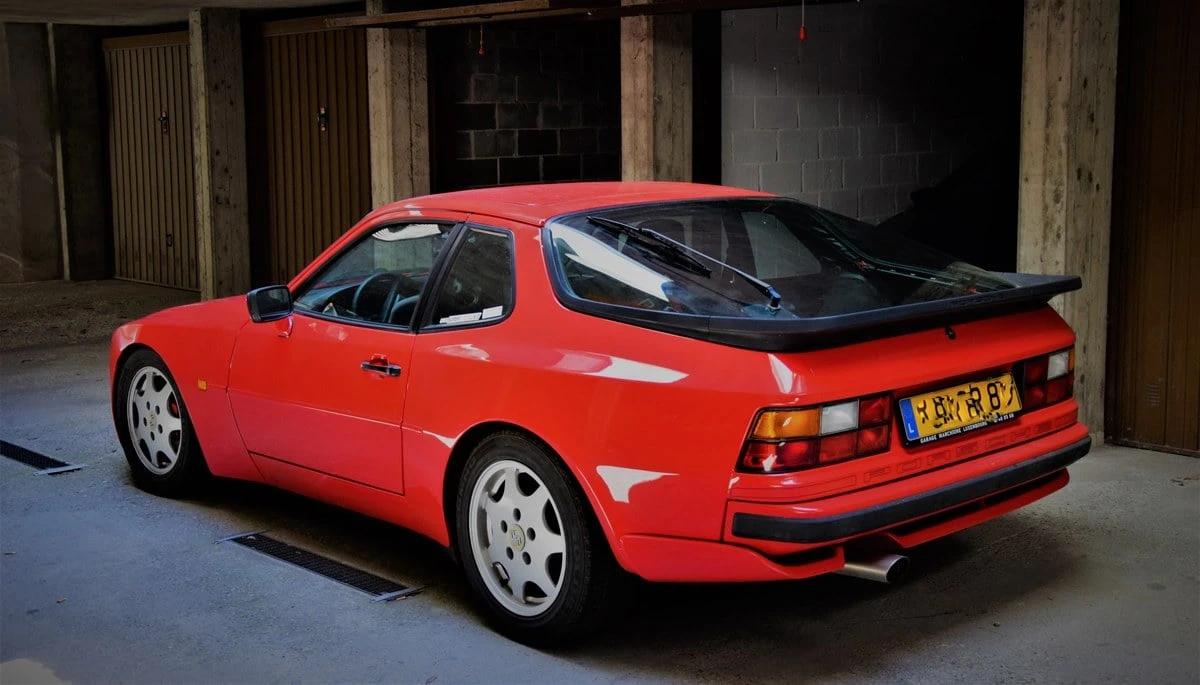 1989 Porsche 944 S2 - Image 10 of 30