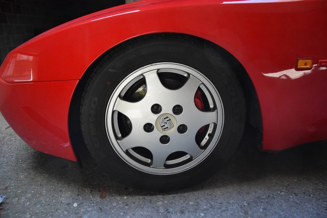 1989 Porsche 944 S2 - Image 21 of 30